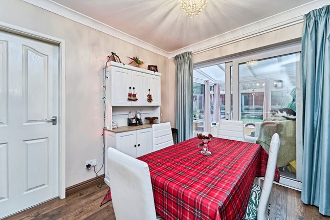 12, St. Peters Drive, Walsall photo 4