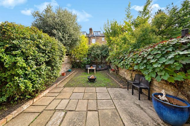 30, Hatchard Road, London photo 3