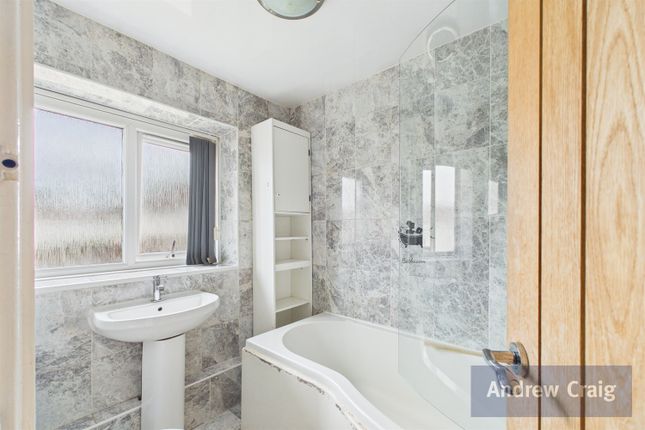 29 Morris Avenue, South Shields photo 3