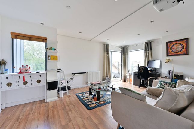 Thumbnail Flat to rent in Topham Yard, South Wimbledon, London