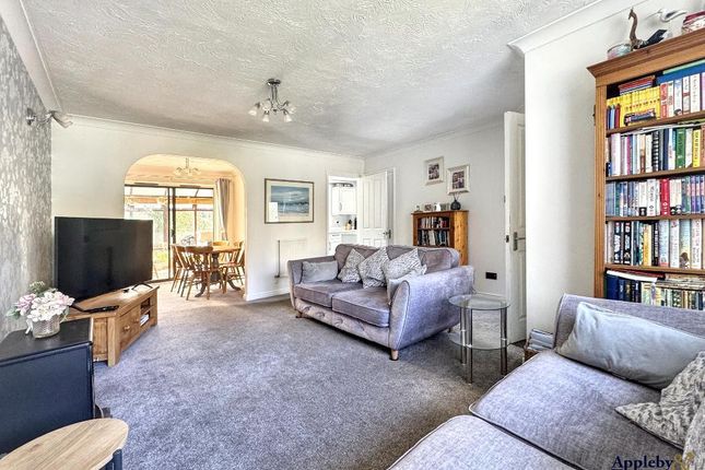 2, Silver Meadows, Trowbridge photo 2