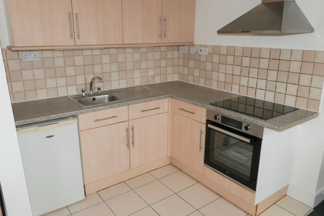 Flat 6, 2A, Sandhurst Road, London photo 4