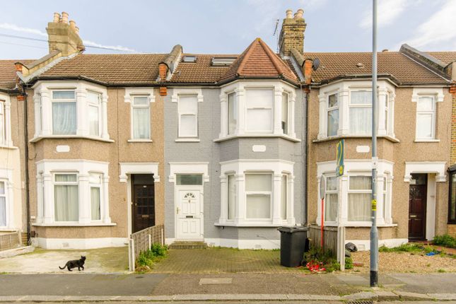 Thumbnail Property for sale in Ilford IG1, Ilford,