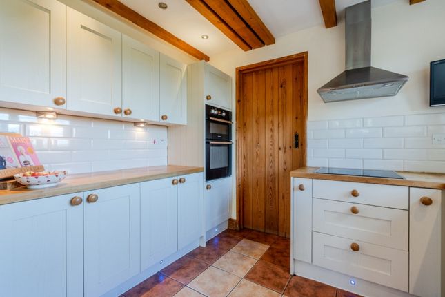 Pink Cottage, The Turnpike, Bunwell photo 4