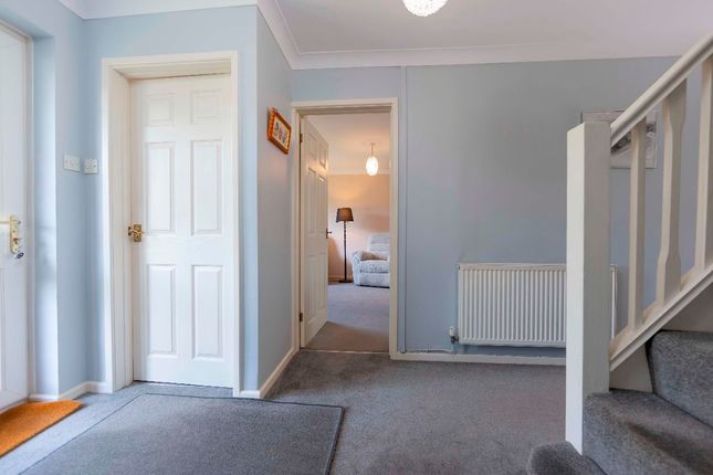 24 Heol Nant Caiach, Treharris photo 4