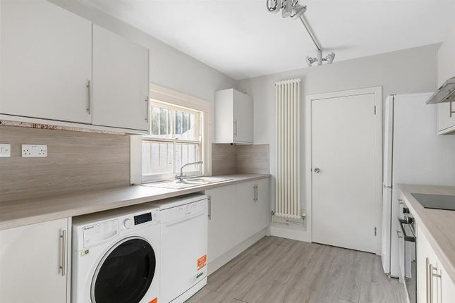 123, Friary Road, London photo 4