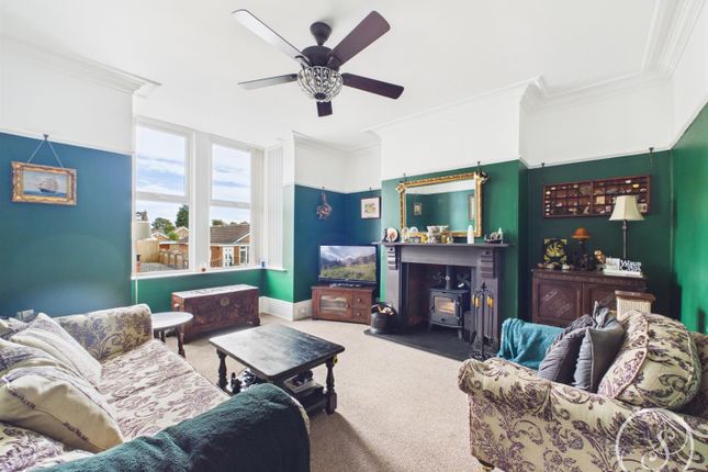 14, Tyas Grove,, Leeds, photo 2