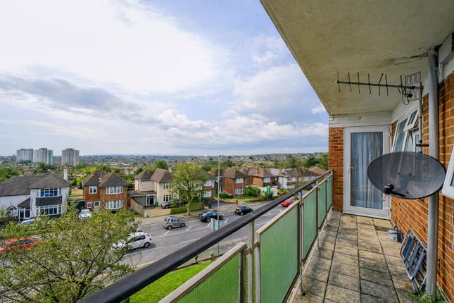 14 The Briers, Old Roar Road, St. Leonards-On-Sea photo 4