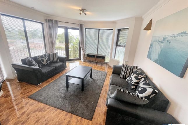 8, Blundellsands Court, 6 Blundellsands Road West, Liverpool photo 4