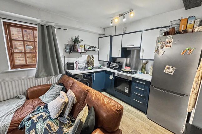 2, Drury Court, Rugby photo 4