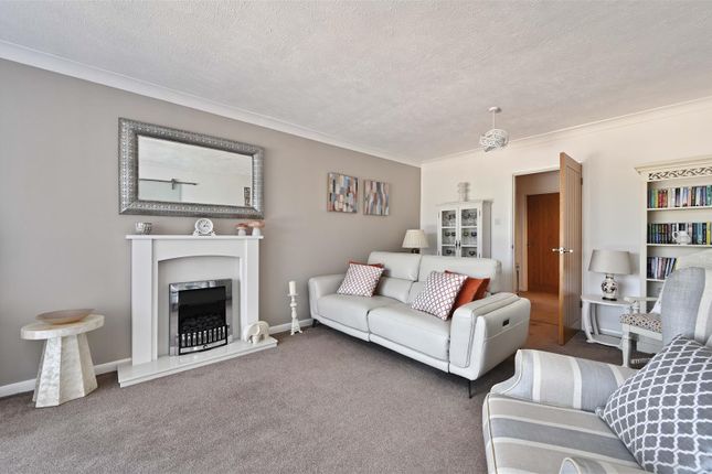 19 Ismay Lodge, Heighton Close, Bexhill-On-Sea photo 4