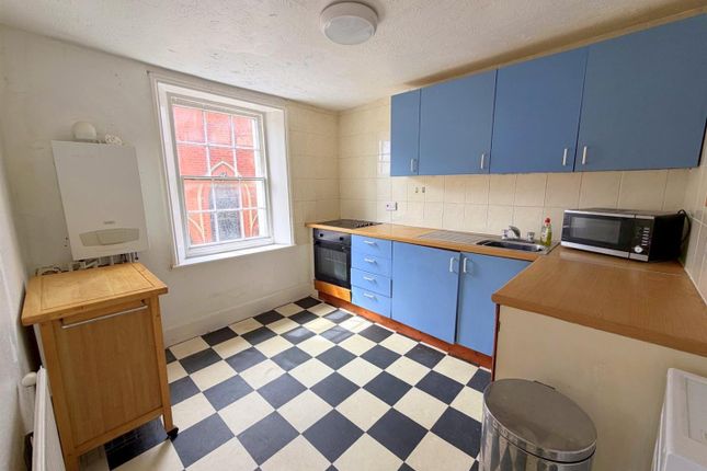 Flat 3, Blackwater Court, 1a Cornfield Terrace, Eastbourne photo 4