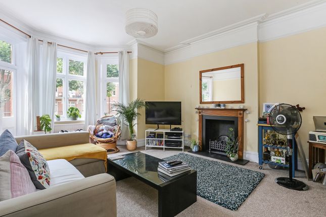 Thumbnail Flat to rent in Lauderdale Road, London