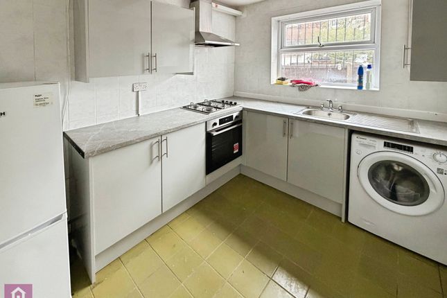 2, Rita Avenue, Greater Manchester photo 3