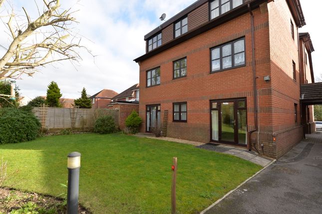 Thumbnail Flat for sale in Winchester Road, Southampton