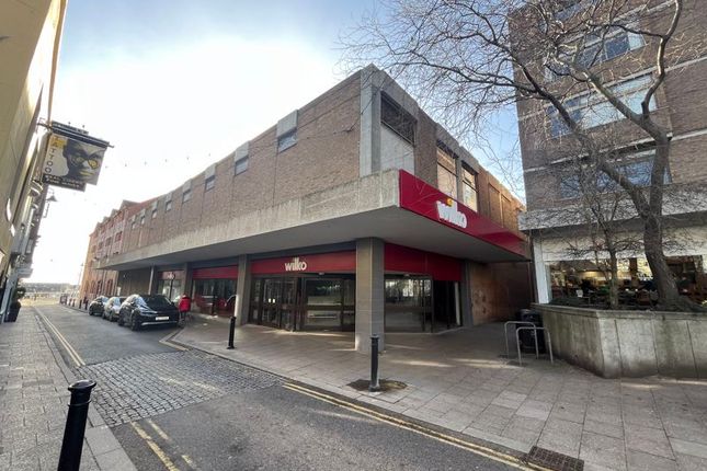 Retail premises to let in Albert Court, York Street, Ramsgate