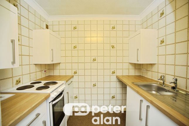 Flat 3, Homevalley House, Bryngwyn Road, Newport photo 4