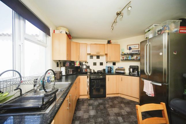 19, Lower Meadow Road, Minehead photo 2