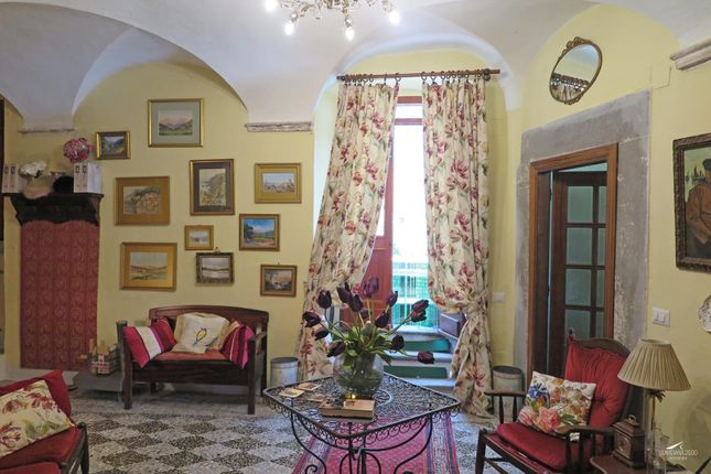 Apartment for sale in Massa-Carrara, Fivizzano, Italy