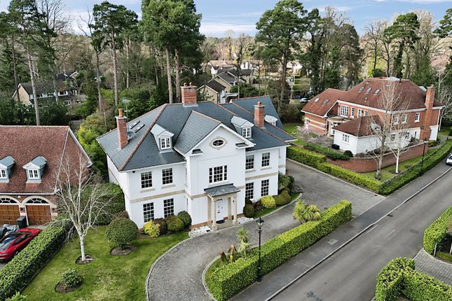 Thumbnail Detached house for sale in The Chase, Ascot