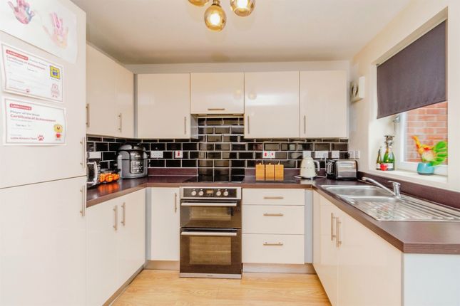 Town house for sale in Boulevard Walk, Walsall