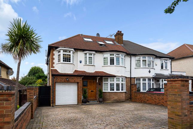Thumbnail Detached house for sale in Cat Hill, Barnet, Hertfordshire