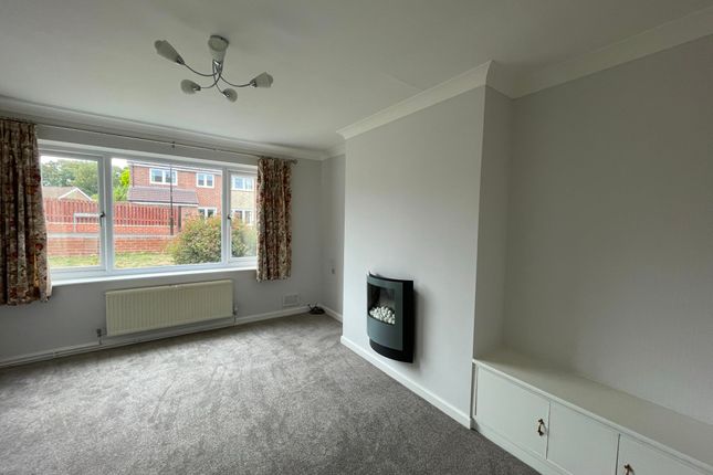 2 Avon Court, Doncaster photo 2