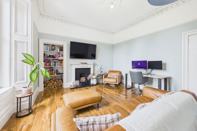 1/2, 1 Creswell Terrace, Uddingston photo 3