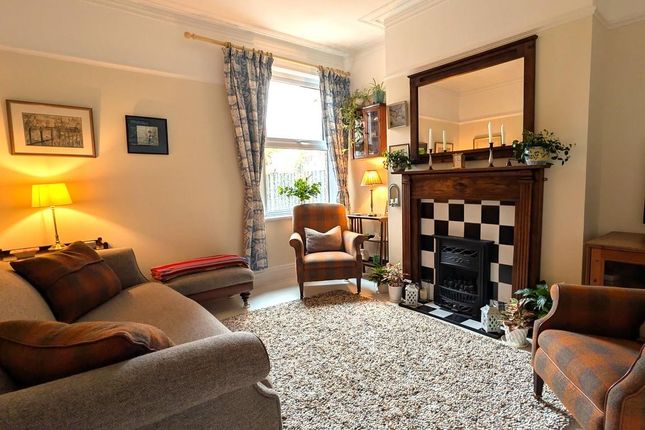 4 Cambridge Drive - 5.Jpg