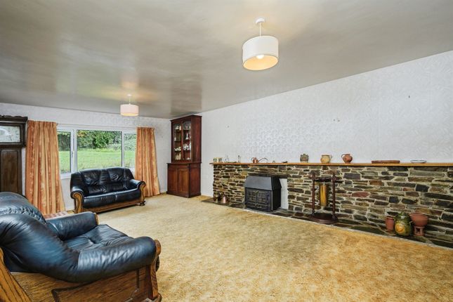 42, Staddiscombe Road, Plymouth photo 4