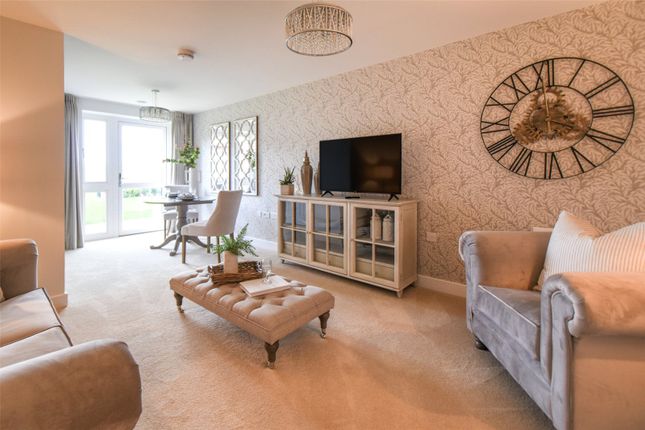 Flat for sale in Station Road, Hook, Hampshire