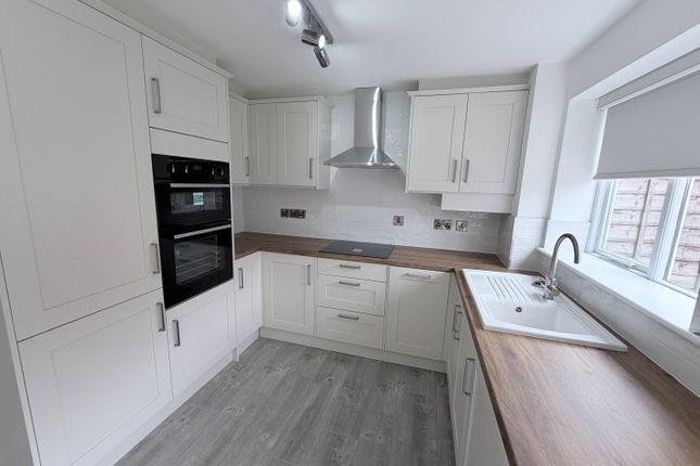4 Ambion Way, Hinckley photo 4