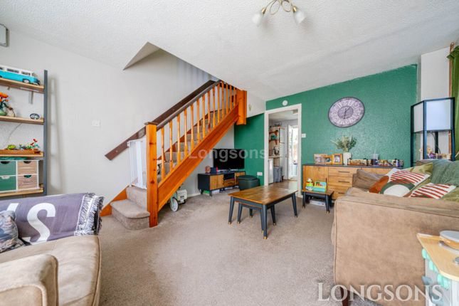 32, Montagu Close, Swaffham photo 4