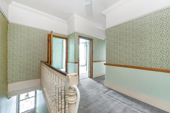 16, Lawrie Park Road, London photo 4