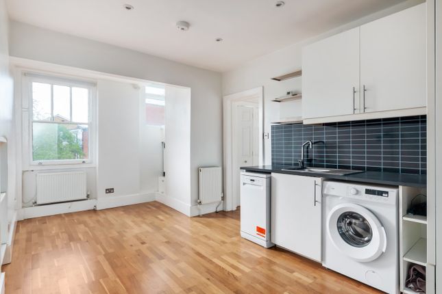 Flat for sale in Dewsbury Court, 33-66 Chiswick Road, Turnham Green, Chiswick