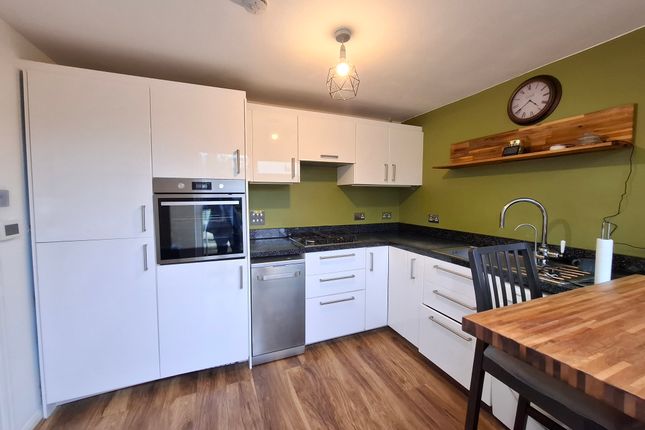 84, Leys Road, HEMEL HEMPSTEAD photo 3