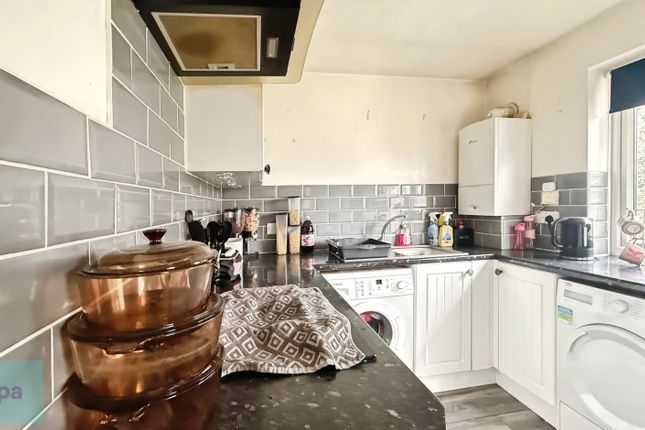 33 Brocket Court, Vincent Road, Luton photo 4