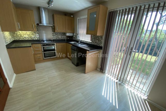 44, Whimberry Close, Salford photo 3
