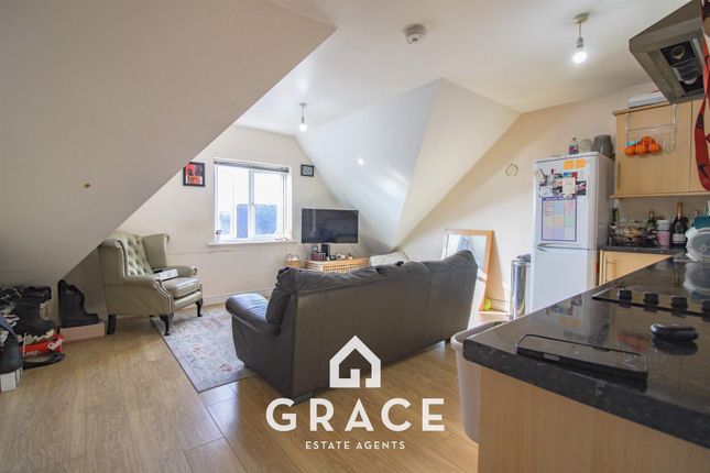 Flat 5, 403, Foxhall Road, Ipswich photo 2