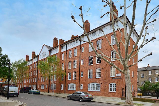 Flat for sale in Cureton Street, Westminster, London