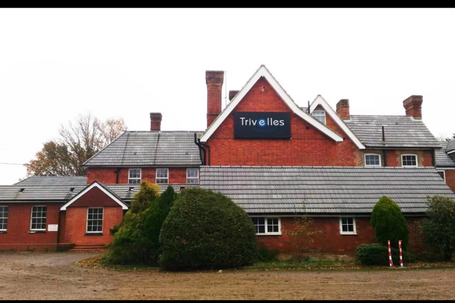Thumbnail Hotel/guest house for sale in Charlwood Road, Ifield, West Sussex