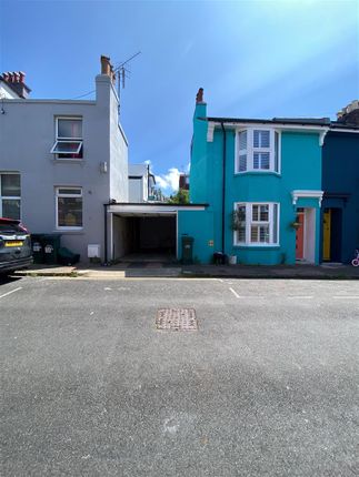 Thumbnail Parking/garage to rent in Islingword Road, Brighton