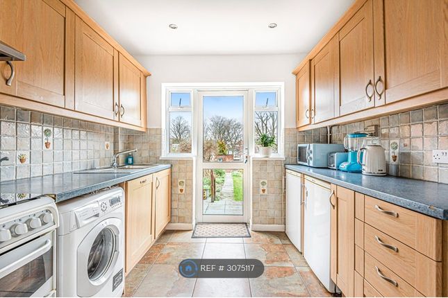 Southlands Avenue, Orpington photo 4