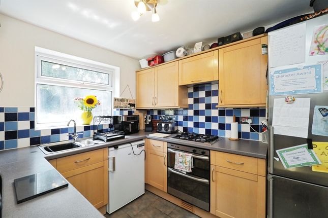 22, Salter Close, Derby photo 3