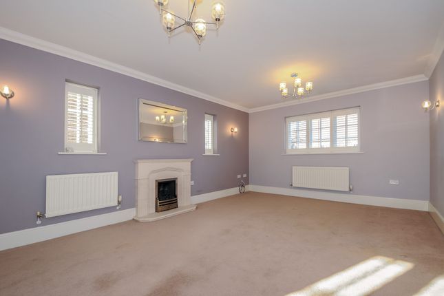 Detached house to rent in Great Field Place, East Grinstead