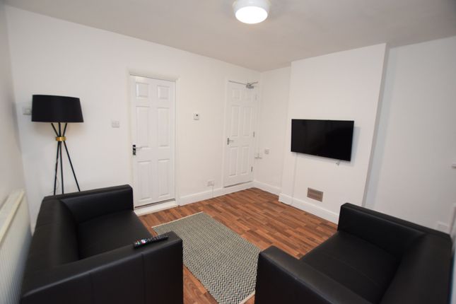 Homes To Let In Roman Road Colchester Co1 Rent Property