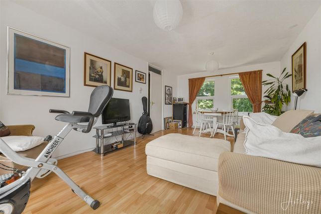 57, St. Nicholas's Court, Swansea photo 5