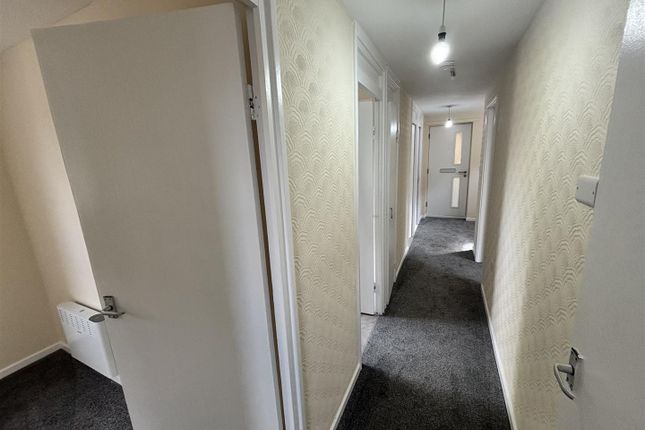 27, Lismore Drive, Darlington photo 2