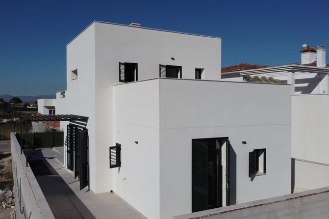 Villa for sale in Daya Nueva, Alicante, Spain