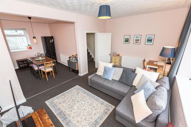 27, Kilvey Terrace, Swansea photo 3